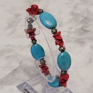Faux‎ Turquoise Coral Beaded Bracelet Silver Tone Heart Toggle Southwestern Boho